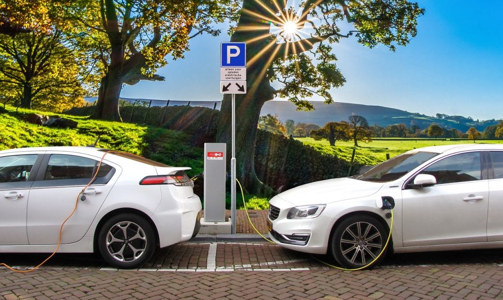 Hotel EV-friendly: come e perché dotarsi di servizi di ricarica per auto elettriche