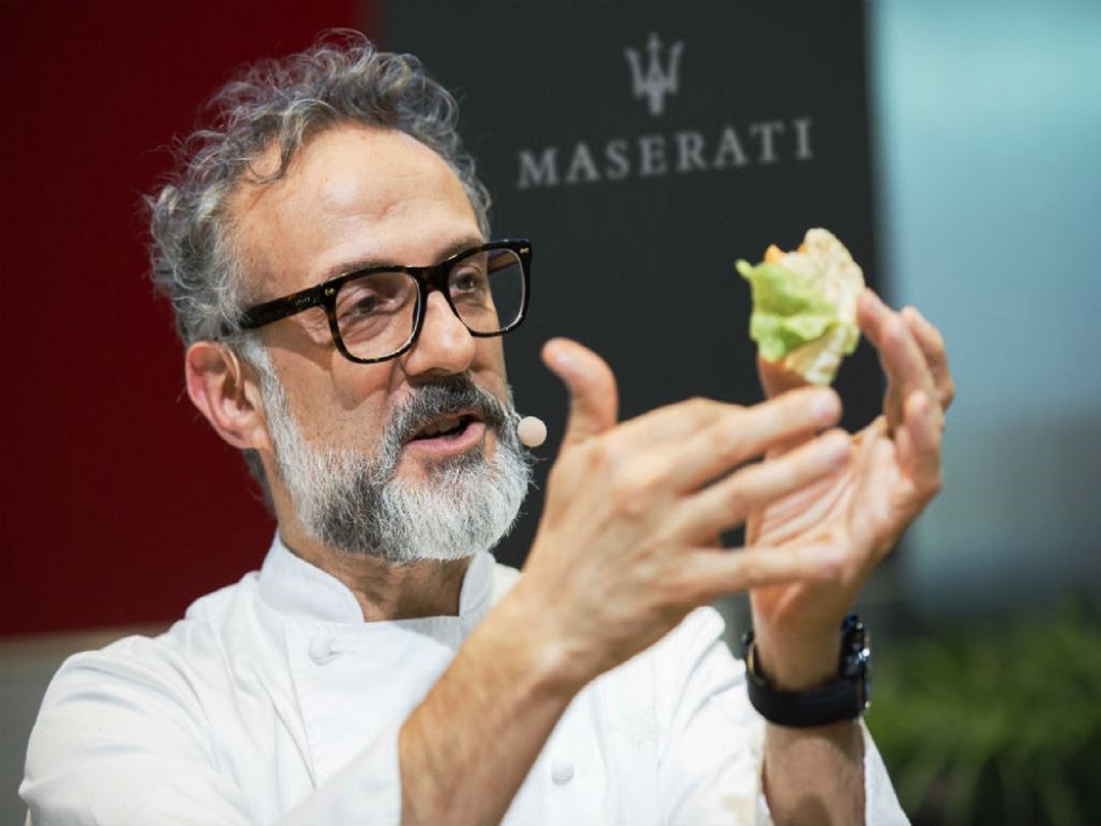 Lo chef  Massimo Bottura aprirà un ristorante Ferrari a Maranello