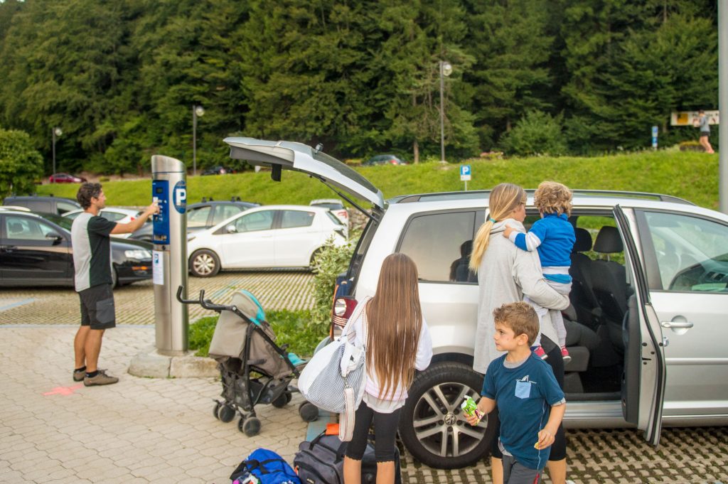 Hotel EV-friendly: come e perché dotarsi di servizi di ricarica per auto elettriche