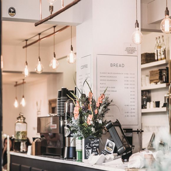 Mercato che crolla, opportunità che si apre: quali le nuove formule?