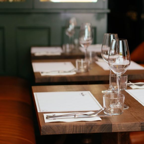 Cosa succede davvero in un ristorante: 7 elementi gestionali da monitorare sempre
