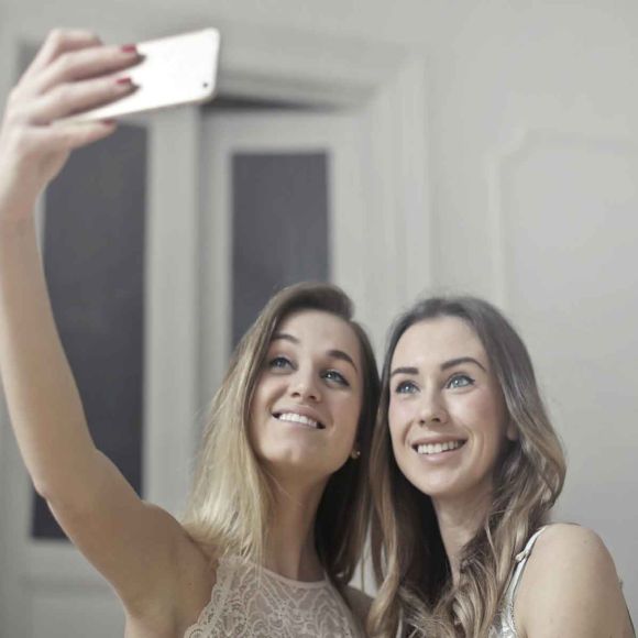 Selfie: un potente strumento di marketing in hotel